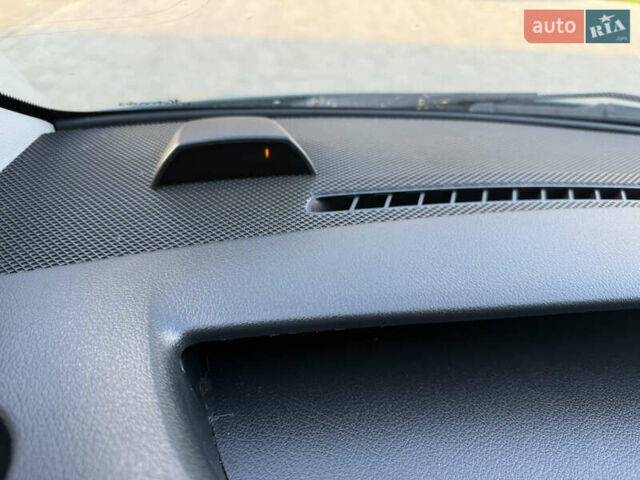 Зелений Мерседес Віто, об'ємом двигуна 1.95 л та пробігом 225 тис. км за 23999 $, фото 54 на Automoto.ua