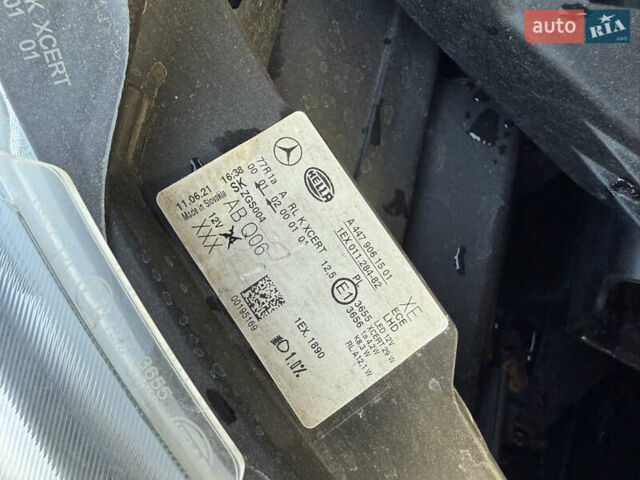 Зелений Мерседес Віто, об'ємом двигуна 1.95 л та пробігом 225 тис. км за 23999 $, фото 66 на Automoto.ua