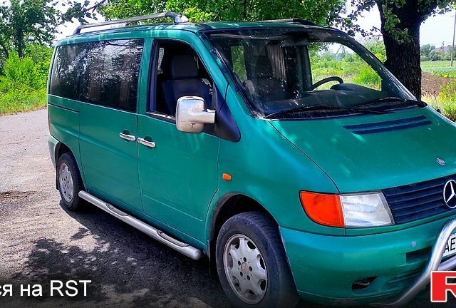 Зелений Мерседес Віто, об'ємом двигуна 2.3 л та пробігом 300 тис. км за 3500 $, фото 4 на Automoto.ua