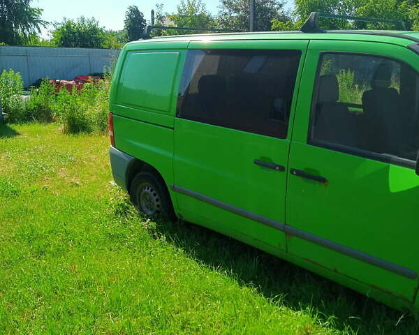Зелений Мерседес Віто, об'ємом двигуна 2.4 л та пробігом 450 тис. км за 3500 $, фото 2 на Automoto.ua