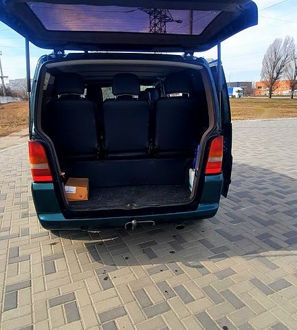 Зеленый Мерседес Вито, объемом двигателя 2.1 л и пробегом 270 тыс. км за 6700 $, фото 4 на Automoto.ua