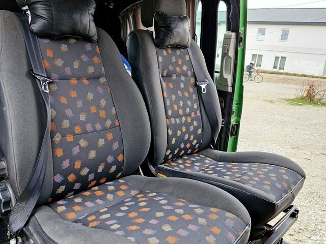 Зеленый Мерседес Вито, объемом двигателя 2.1 л и пробегом 296 тыс. км за 6200 $, фото 11 на Automoto.ua