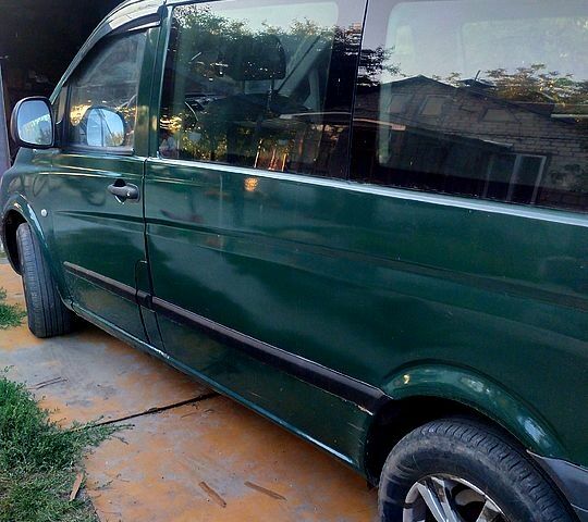 Зелений Мерседес Віто, об'ємом двигуна 2.1 л та пробігом 405 тис. км за 7900 $, фото 5 на Automoto.ua