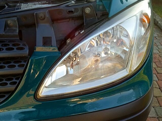 Зеленый Мерседес Вито, объемом двигателя 2.1 л и пробегом 186 тыс. км за 9900 $, фото 10 на Automoto.ua