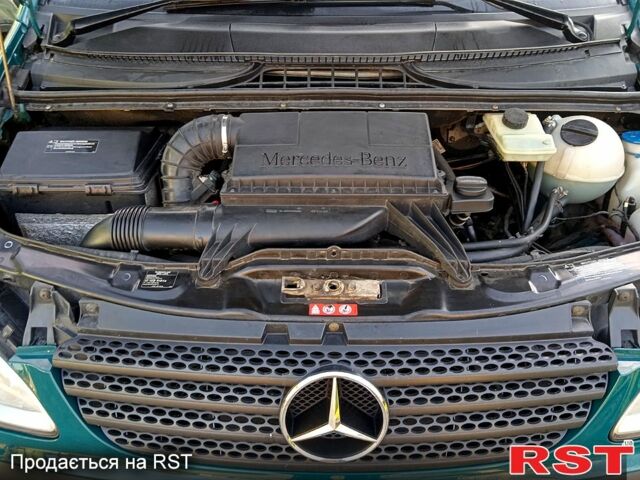 Зеленый Мерседес Вито, объемом двигателя 2.1 л и пробегом 186 тыс. км за 9900 $, фото 9 на Automoto.ua