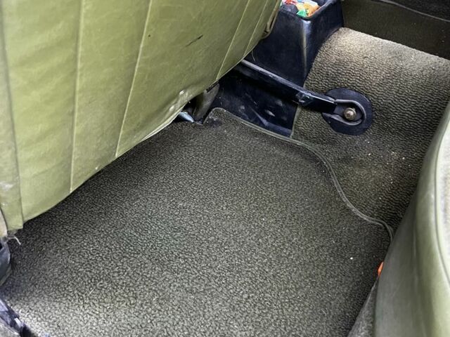 Белый Мерседес В123, объемом двигателя 2 л и пробегом 330 тыс. км за 1600 $, фото 11 на Automoto.ua