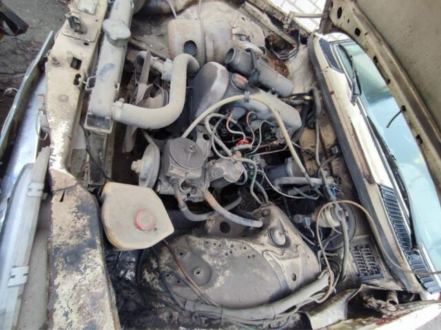 Бежевый Мерседес В123, объемом двигателя 2.4 л и пробегом 360 тыс. км за 1000 $, фото 5 на Automoto.ua