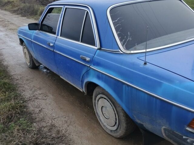 Синій Мерседес В123, об'ємом двигуна 2 л та пробігом 1 тис. км за 600 $, фото 3 на Automoto.ua