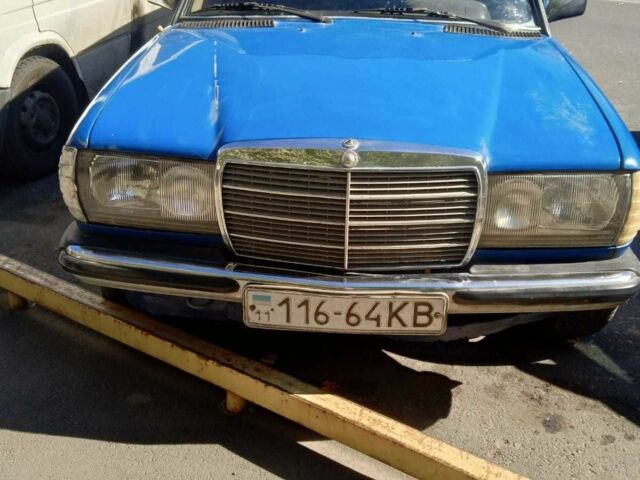 Синій Мерседес В123, об'ємом двигуна 3 л та пробігом 5 тис. км за 1183 $, фото 2 на Automoto.ua