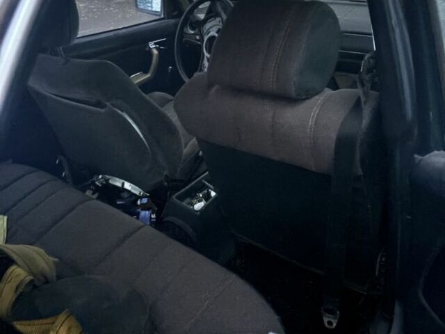 Зелений Мерседес В123, об'ємом двигуна 3 л та пробігом 300 тис. км за 600 $, фото 3 на Automoto.ua