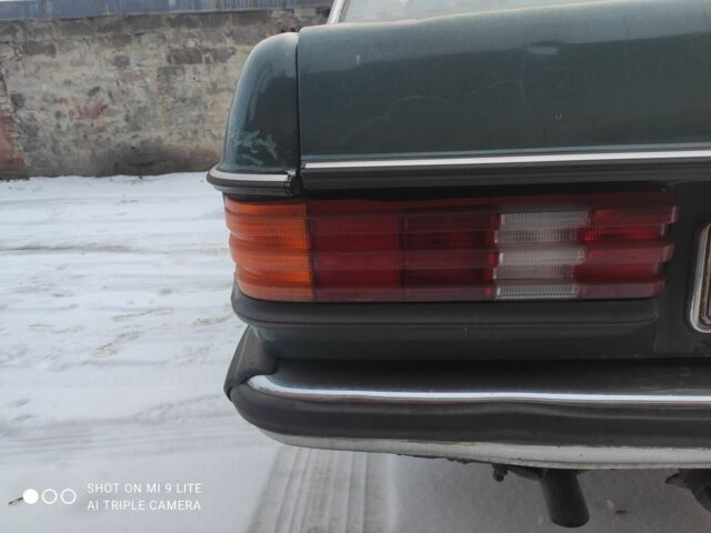 Зеленый Мерседес В123, объемом двигателя 2 л и пробегом 400 тыс. км за 1313 $, фото 5 на Automoto.ua