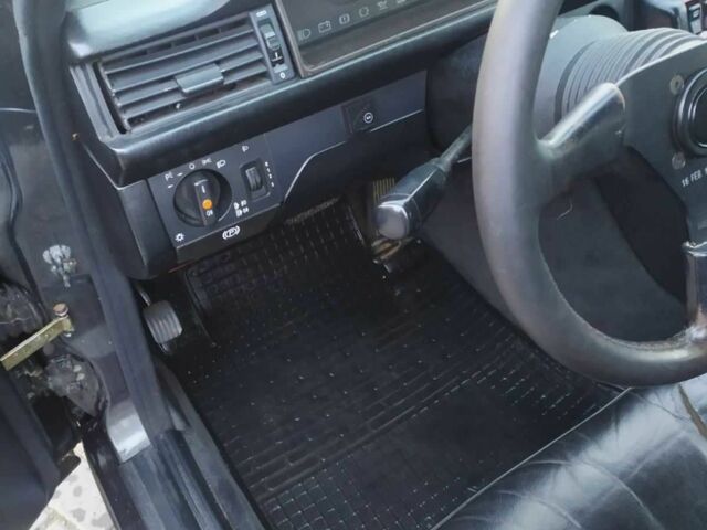 Чорний Мерседес В124, об'ємом двигуна 2.8 л та пробігом 585 тис. км за 2381 $, фото 6 на Automoto.ua