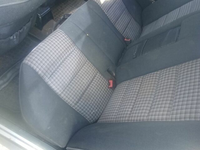 Черный Мерседес В124, объемом двигателя 0 л и пробегом 444 тыс. км за 1100 $, фото 5 на Automoto.ua