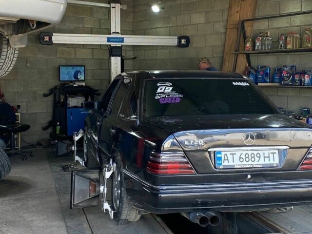 Черный Мерседес В124, объемом двигателя 2.3 л и пробегом 1 тыс. км за 2500 $, фото 3 на Automoto.ua