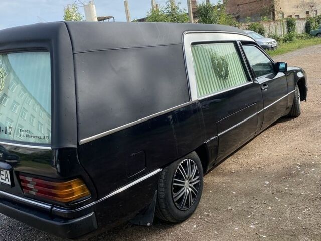 Чорний Мерседес В124, об'ємом двигуна 2.5 л та пробігом 350 тис. км за 5000 $, фото 2 на Automoto.ua