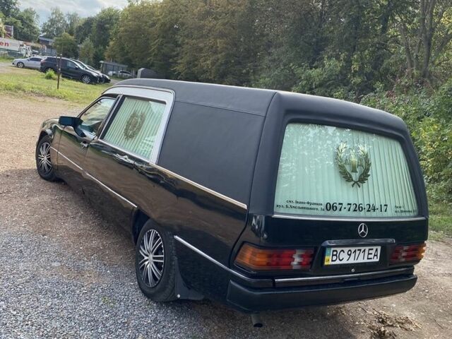 Чорний Мерседес В124, об'ємом двигуна 2.5 л та пробігом 350 тис. км за 5000 $, фото 1 на Automoto.ua