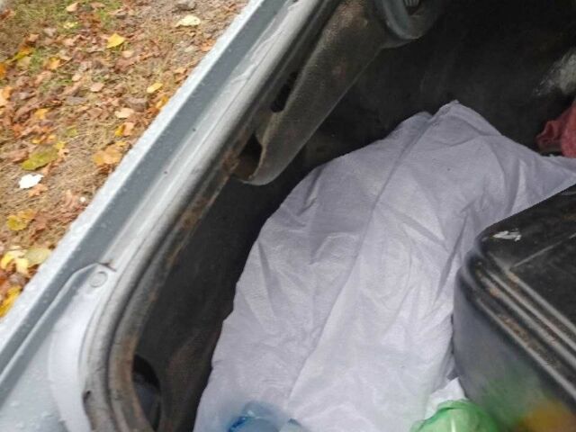 Серый Мерседес В124, объемом двигателя 2.3 л и пробегом 270 тыс. км за 2500 $, фото 5 на Automoto.ua