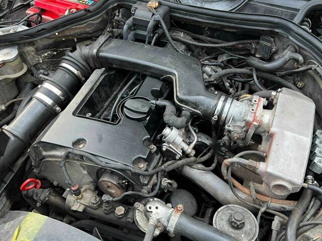 Мерседес В124 1988 у Стрые на Automoto.ua Сірий Мерседес В124, об'ємом двигуна 2.3 л та пробігом 3 тис. км за 1750 $, фото 11 на Automoto.ua