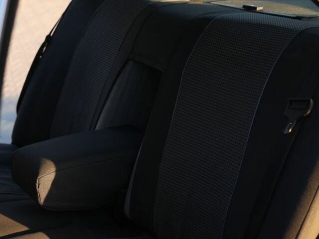 Сірий Мерседес В124, об'ємом двигуна 2 л та пробігом 350 тис. км за 1699 $, фото 21 на Automoto.ua