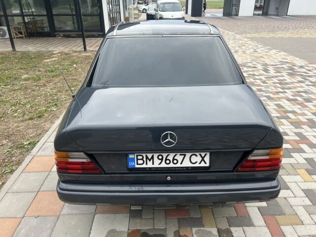 Серый Мерседес В124, объемом двигателя 2.5 л и пробегом 3 тыс. км за 4200 $, фото 4 на Automoto.ua