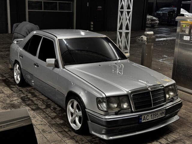 Сірий Мерседес В124, об'ємом двигуна 2.6 л та пробігом 222 тис. км за 3800 $, фото 8 на Automoto.ua