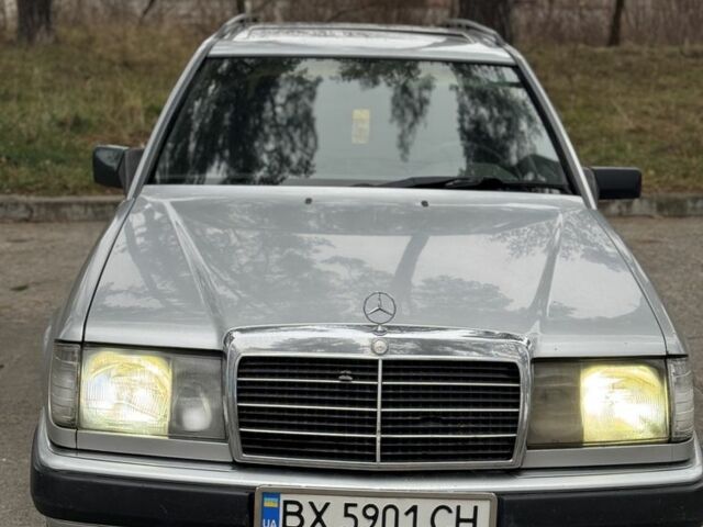 Серый Мерседес В124, объемом двигателя 3 л и пробегом 398 тыс. км за 1999 $, фото 4 на Automoto.ua