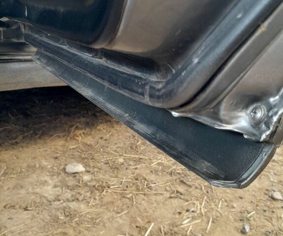 Серый Мерседес В124, объемом двигателя 0 л и пробегом 500 тыс. км за 2600 $, фото 3 на Automoto.ua