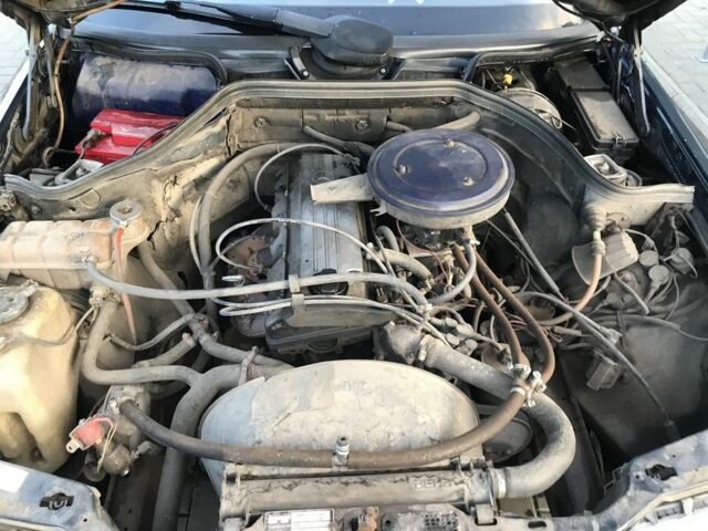 Синій Мерседес В124, об'ємом двигуна 2 л та пробігом 540 тис. км за 1700 $, фото 11 на Automoto.ua