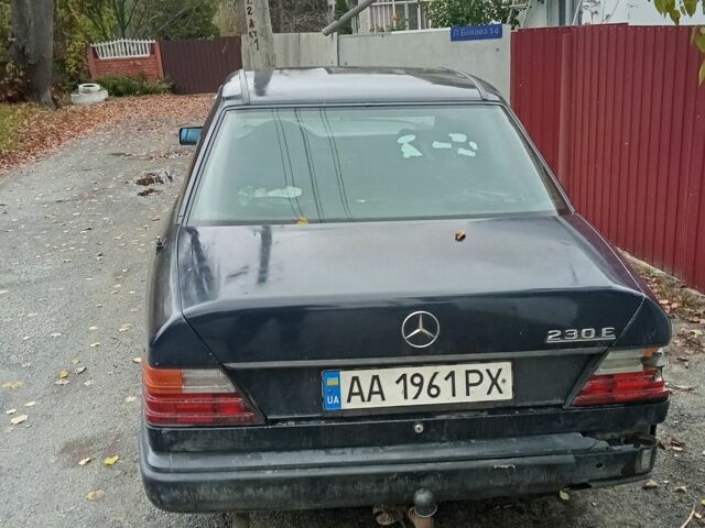 Синий Мерседес В124, объемом двигателя 2.3 л и пробегом 9 тыс. км за 1700 $, фото 10 на Automoto.ua