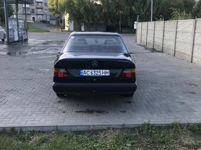 Синій Мерседес В124, об'ємом двигуна 2 л та пробігом 540 тис. км за 1700 $, фото 5 на Automoto.ua