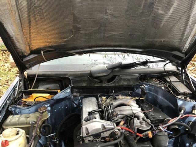 Синій Мерседес В124, об'ємом двигуна 2 л та пробігом 500 тис. км за 3000 $, фото 2 на Automoto.ua