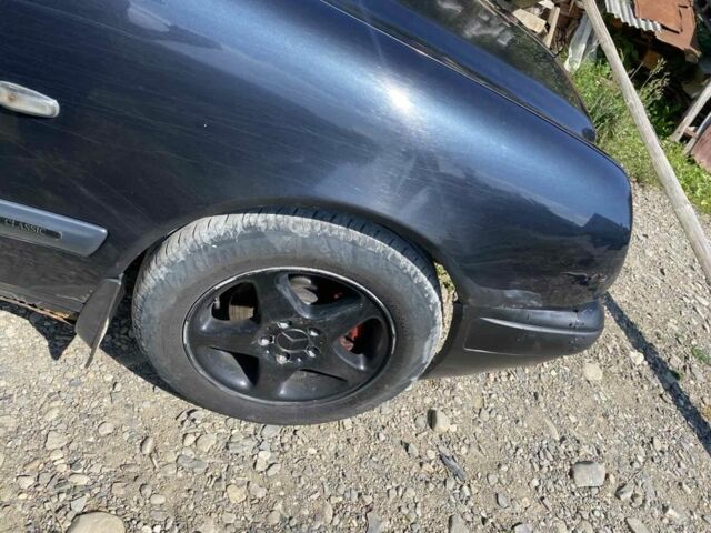 Синий Мерседес В124, объемом двигателя 2 л и пробегом 300 тыс. км за 2300 $, фото 6 на Automoto.ua