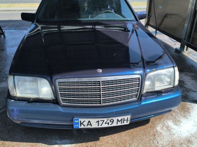 Синий Мерседес В124, объемом двигателя 4.2 л и пробегом 1000 тыс. км за 3000 $, фото 10 на Automoto.ua