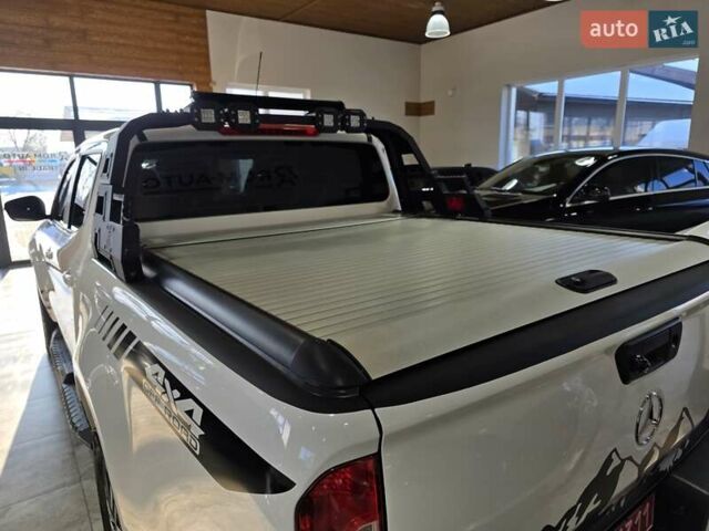 Белый Мерседес X-Class, объемом двигателя 2.3 л и пробегом 198 тыс. км за 37999 $, фото 64 на Automoto.ua