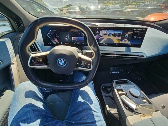 Белый Мерседес X-Class, объемом двигателя 0 л и пробегом 15 тыс. км за 45000 $, фото 6 на Automoto.ua