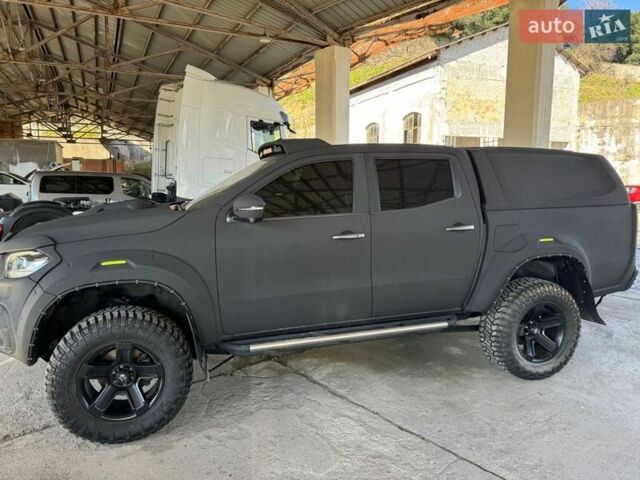 Черный Мерседес X-Class, объемом двигателя 2.99 л и пробегом 22 тыс. км за 116196 $, фото 19 на Automoto.ua