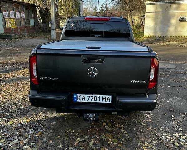 Мерседес X-Class, объемом двигателя 2.3 л и пробегом 87 тыс. км за 40500 $, фото 4 на Automoto.ua