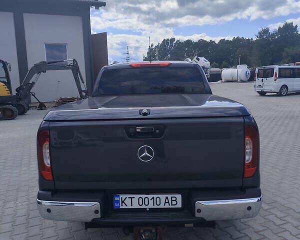 Серый Мерседес X-Class, объемом двигателя 2.3 л и пробегом 190 тыс. км за 45000 $, фото 4 на Automoto.ua