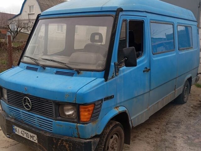 Синий Мерседес X-Class, объемом двигателя 2.3 л и пробегом 300 тыс. км за 1500 $, фото 2 на Automoto.ua