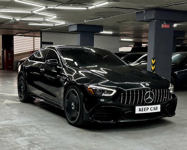 Черный Мерседес AMG GT 4, объемом двигателя 4 л и пробегом 15 тыс. км за 125000 $, фото 4 на Automoto.ua