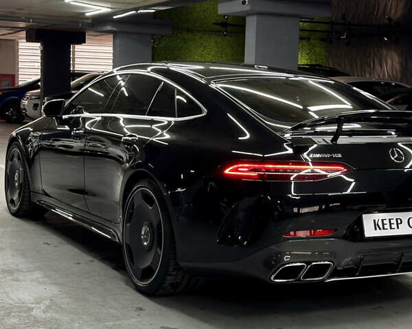 Черный Мерседес AMG GT 4, объемом двигателя 4 л и пробегом 15 тыс. км за 125000 $, фото 6 на Automoto.ua