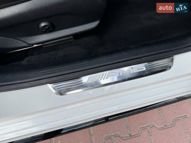 Белый Мерседес AMG GT 4-Door Coupe, объемом двигателя 3 л и пробегом 76 тыс. км за 68900 $, фото 52 на Automoto.ua