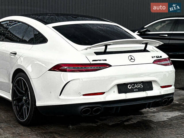 Белый Мерседес AMG GT 4-Door Coupe, объемом двигателя 3 л и пробегом 97 тыс. км за 75000 $, фото 11 на Automoto.ua