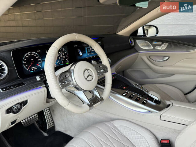 Белый Мерседес AMG GT 4-Door Coupe, объемом двигателя 3 л и пробегом 60 тыс. км за 94900 $, фото 10 на Automoto.ua