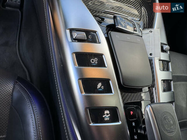 Белый Мерседес AMG GT 4-Door Coupe, объемом двигателя 3 л и пробегом 76 тыс. км за 68900 $, фото 35 на Automoto.ua