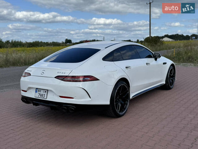 Белый Мерседес AMG GT 4-Door Coupe, объемом двигателя 3 л и пробегом 76 тыс. км за 68900 $, фото 10 на Automoto.ua