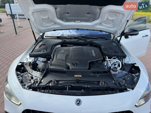 Белый Мерседес AMG GT 4-Door Coupe, объемом двигателя 3 л и пробегом 76 тыс. км за 68900 $, фото 54 на Automoto.ua