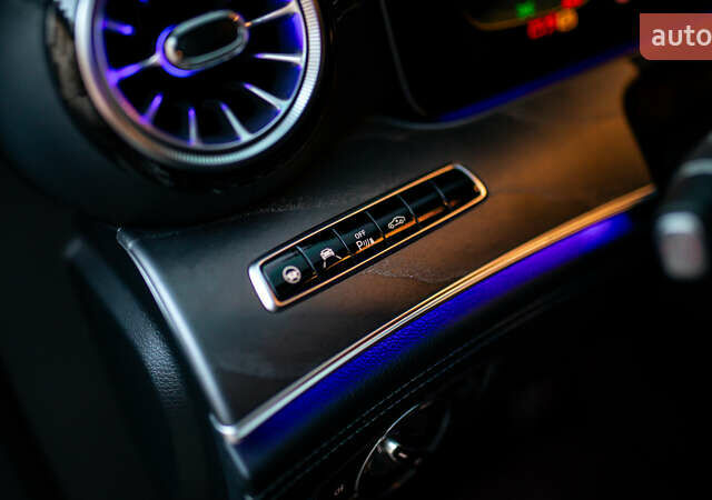 Чорний Мерседес AMG GT 4-Door Coupe, об'ємом двигуна 0 л та пробігом 57 тис. км за 93800 $, фото 31 на Automoto.ua