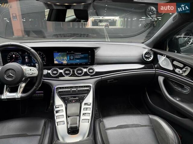 Черный Мерседес AMG GT 4-Door Coupe, объемом двигателя 3 л и пробегом 80 тыс. км за 83000 $, фото 11 на Automoto.ua