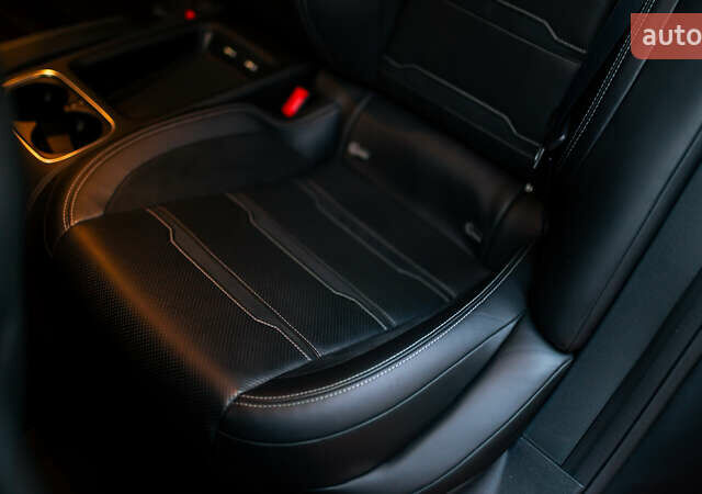 Чорний Мерседес AMG GT 4-Door Coupe, об'ємом двигуна 0 л та пробігом 57 тис. км за 93800 $, фото 46 на Automoto.ua